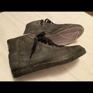 Nike Blazer SB Mid High Tops